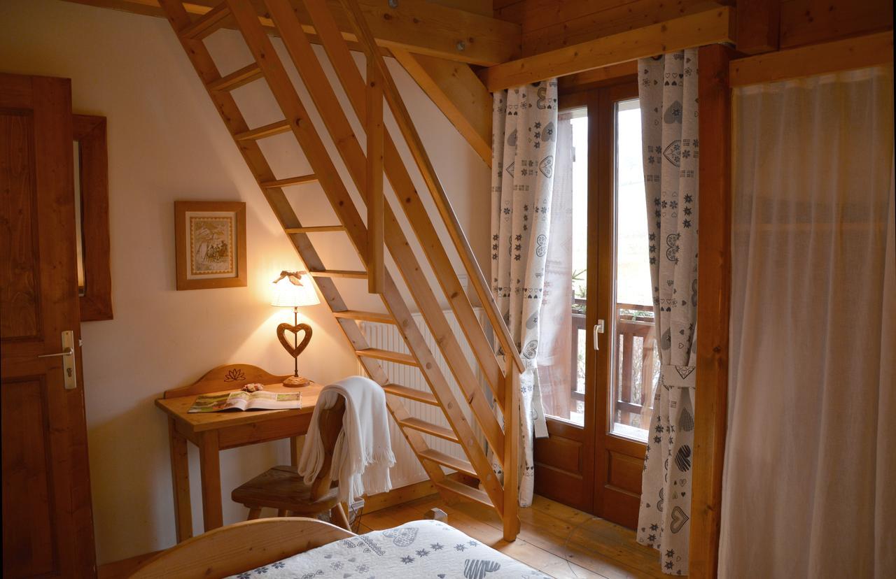 Chambre D'Hotes Les Pralets Saint-Eustache Exterior photo